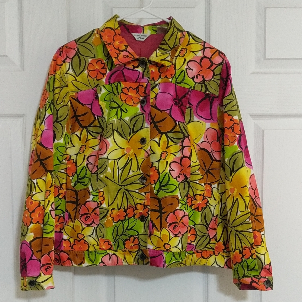 Laura Ashley Women's Petite Multi Color Floral Long Sleeve Jacket. Size: PM